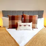 Grove House Holiday home *