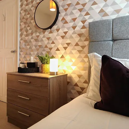 Grove House Ferienhaus *